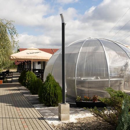 Готель Complex Agrement Bellavi Ocna Mures Екстер'єр фото
